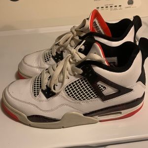 Air Jordan 4 retro Gs size 5 1/2